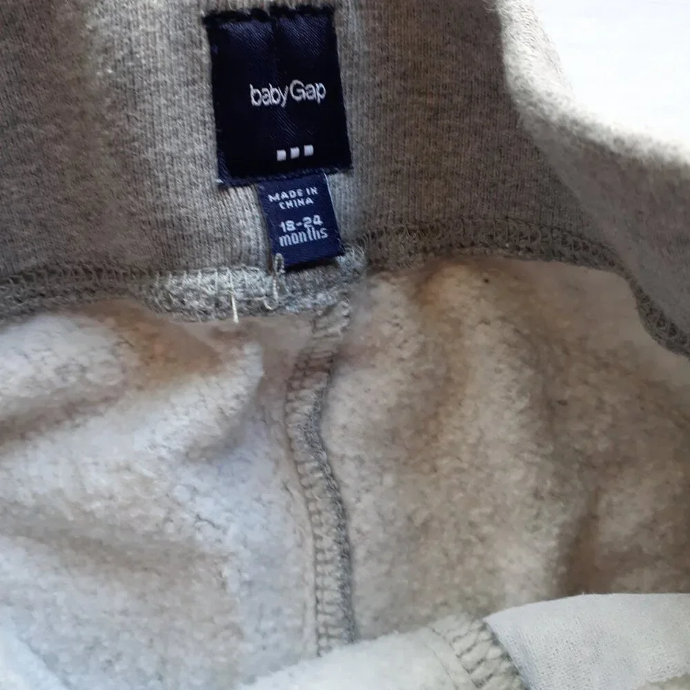 GAP boy sweatpants